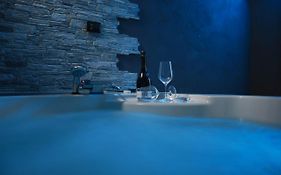 Four Season Winter Room